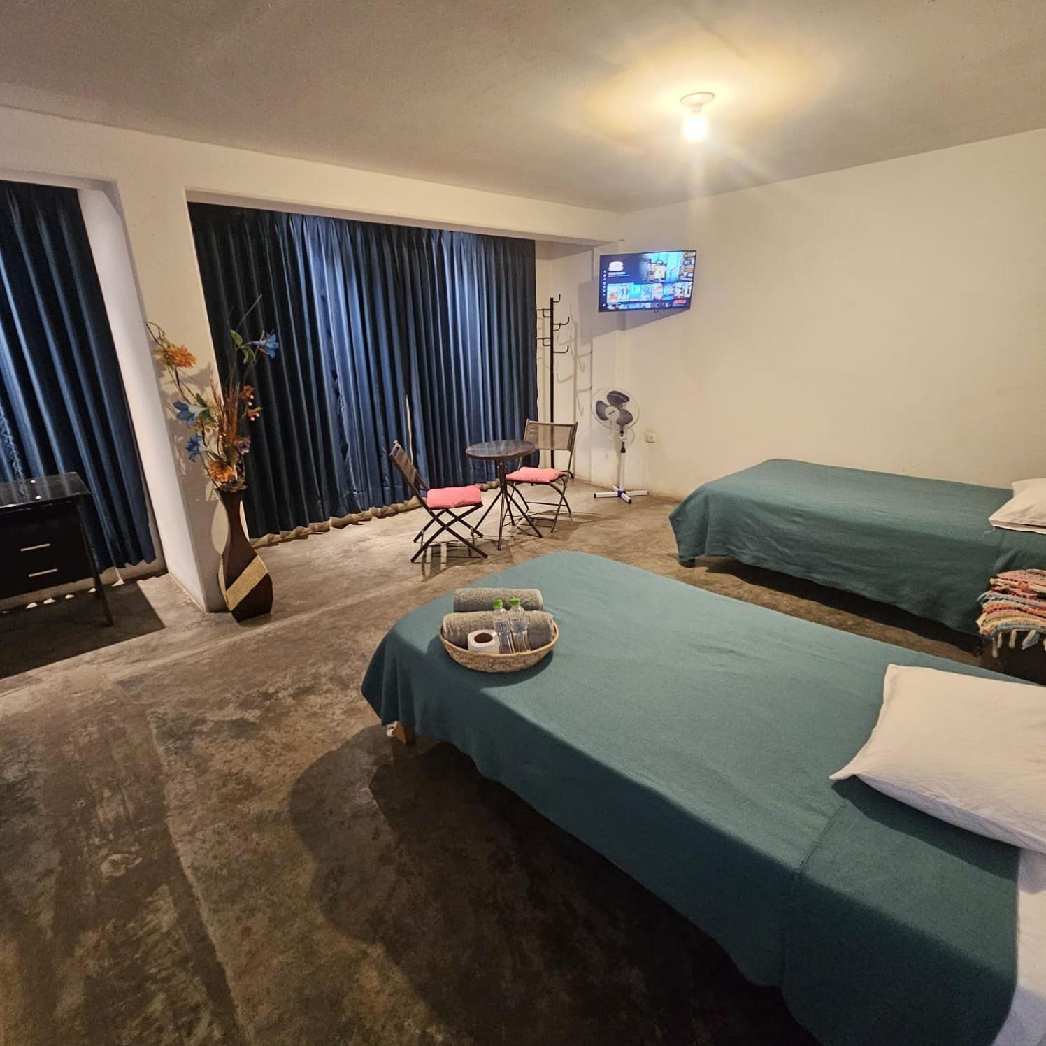 Lima Airport Hostel With Free Airport Pick Up Eksteriør bilde